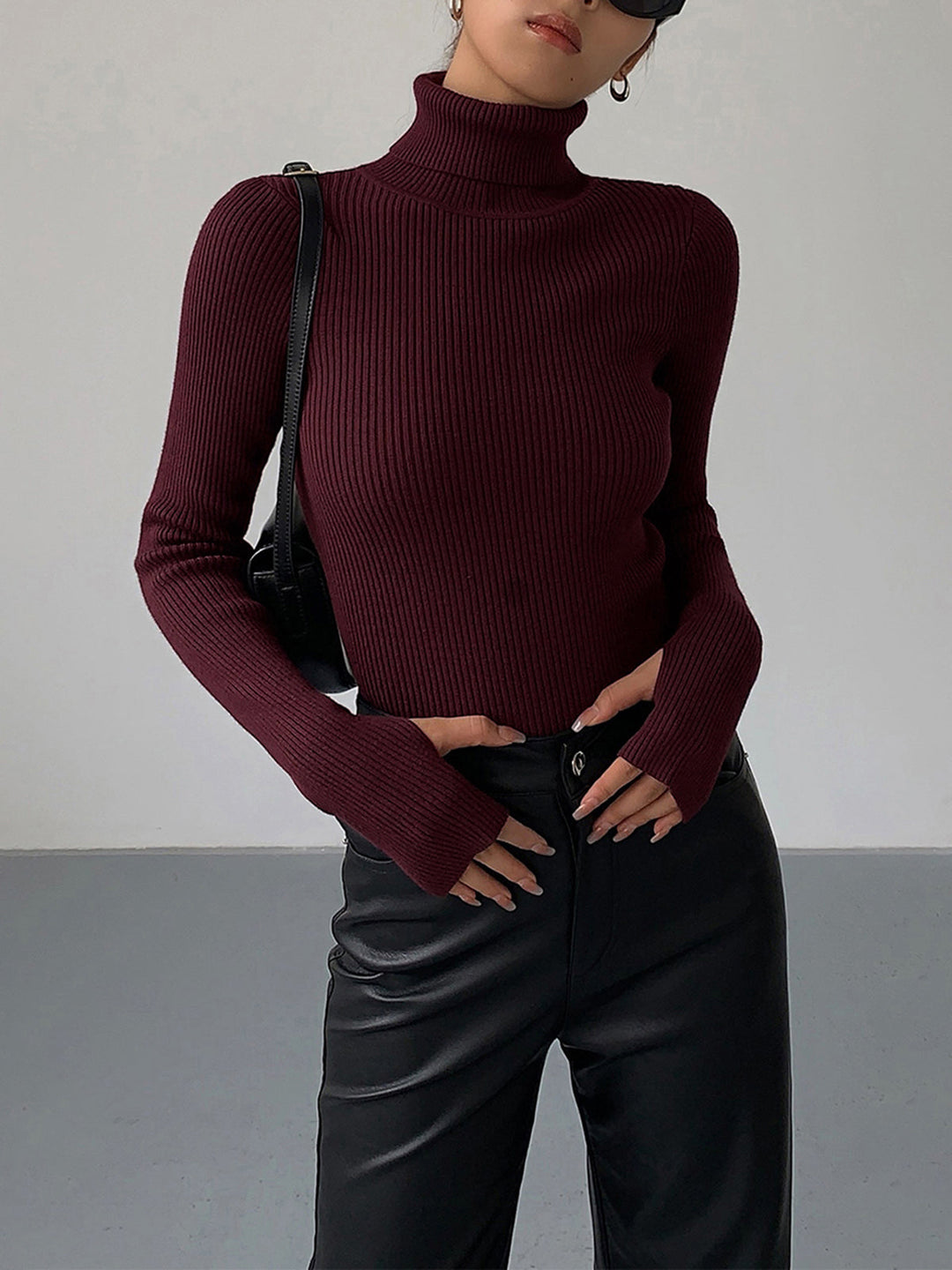 Birthe | Dame Forårs Stilfuld Ribstrikket Rullekrave Sweater - Freya Kobenhavn