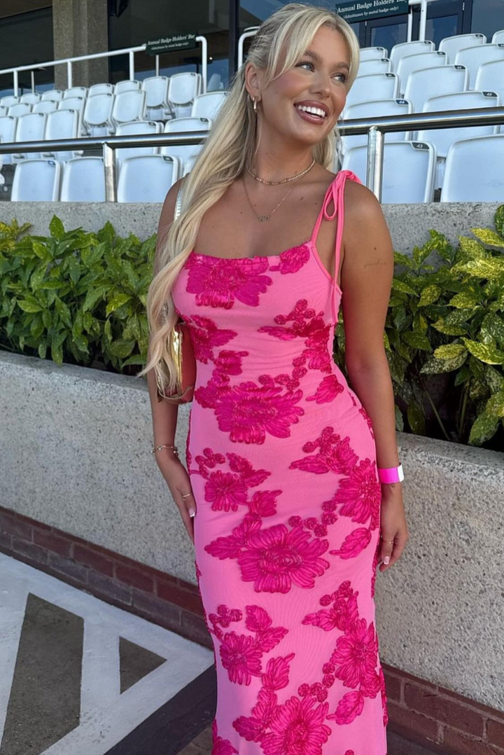 Noelia | Elegant Og Stilfuld Broderet Maxikjole - Freya Kobenhavn