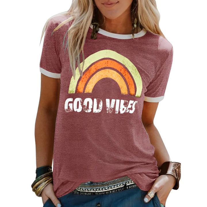 Alvhilde | Afslappet og farverig grafisk T-shirt - Freya Kobenhavn