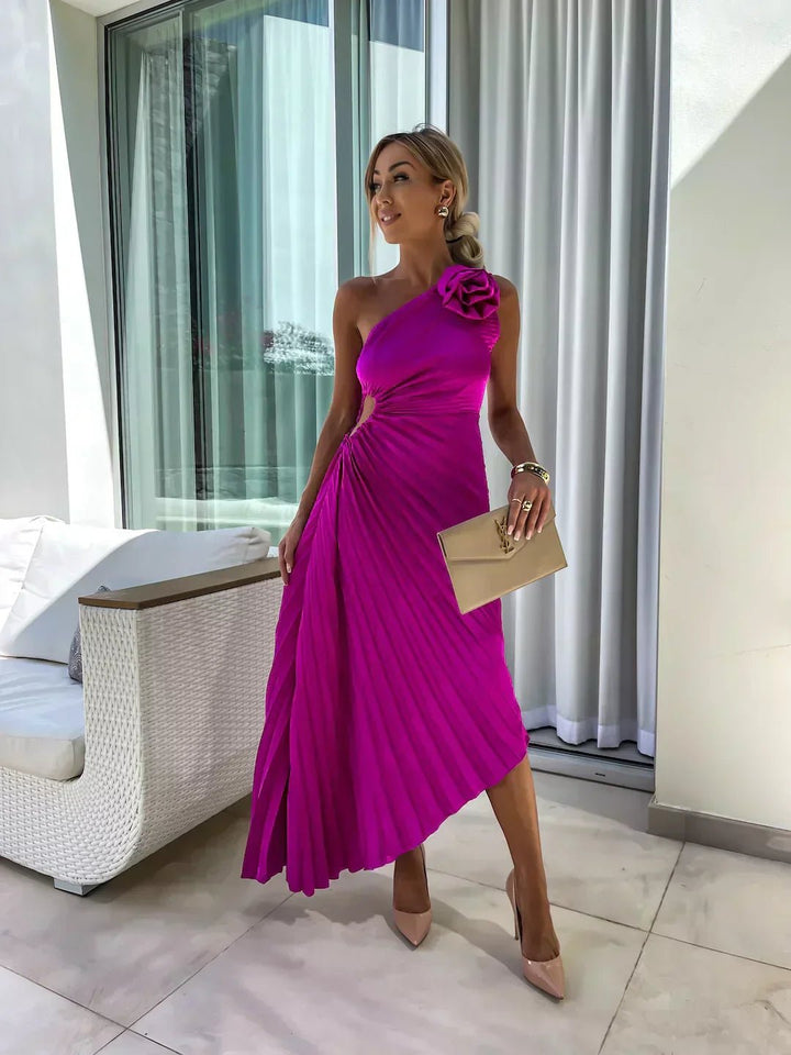 Dame Enskulder Plisseret Maxi Kjole med Blomsterdetalje - Purple