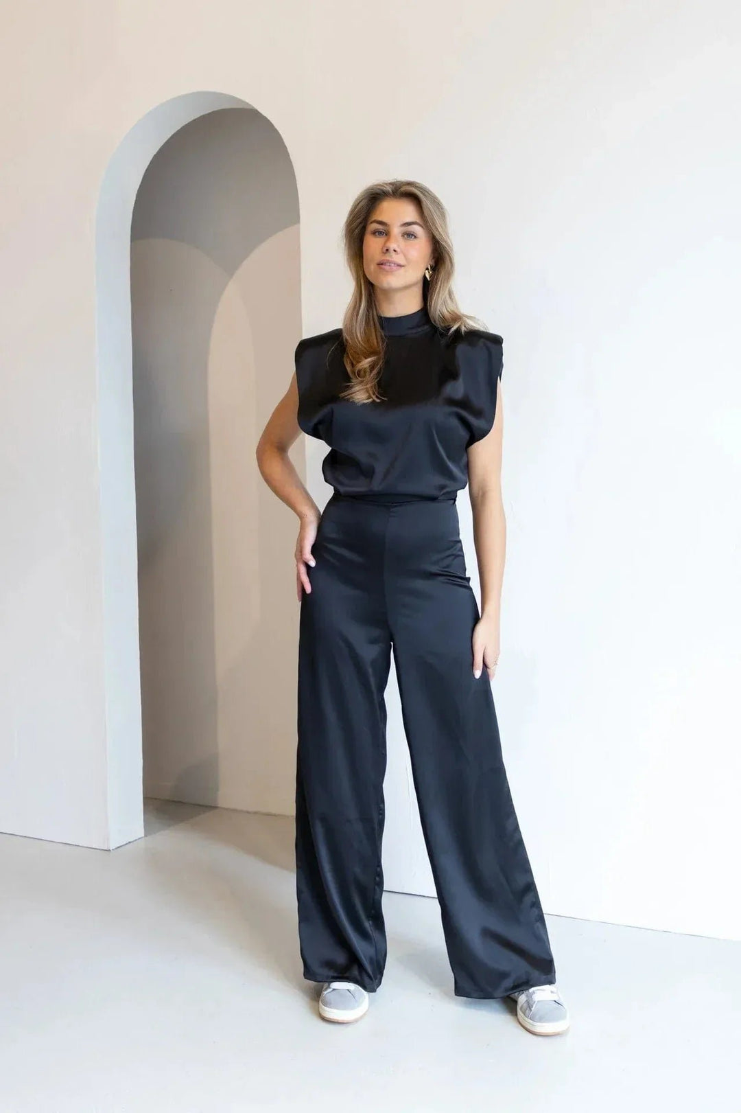 Dame Satin Jumpsuit Brede Ben Ærmeløs Ettyksstykke