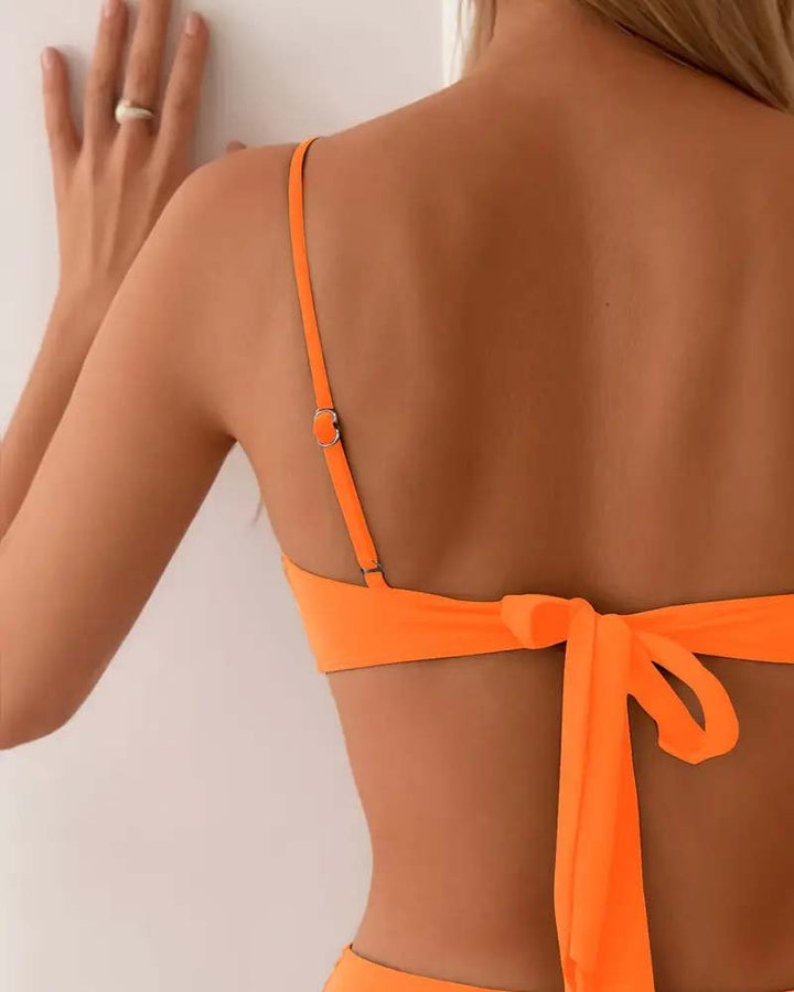 Dame Todelt Stropløs Bikini Med Gulddetaljer