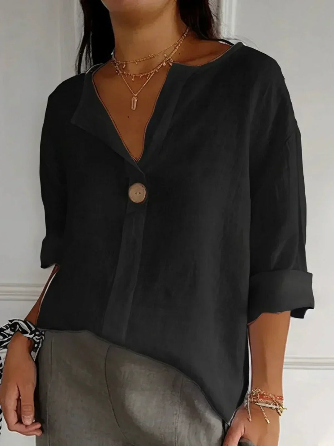 Dame V-hals Afslappet Linned-look Bluse med 3/4 Ærmer - Black