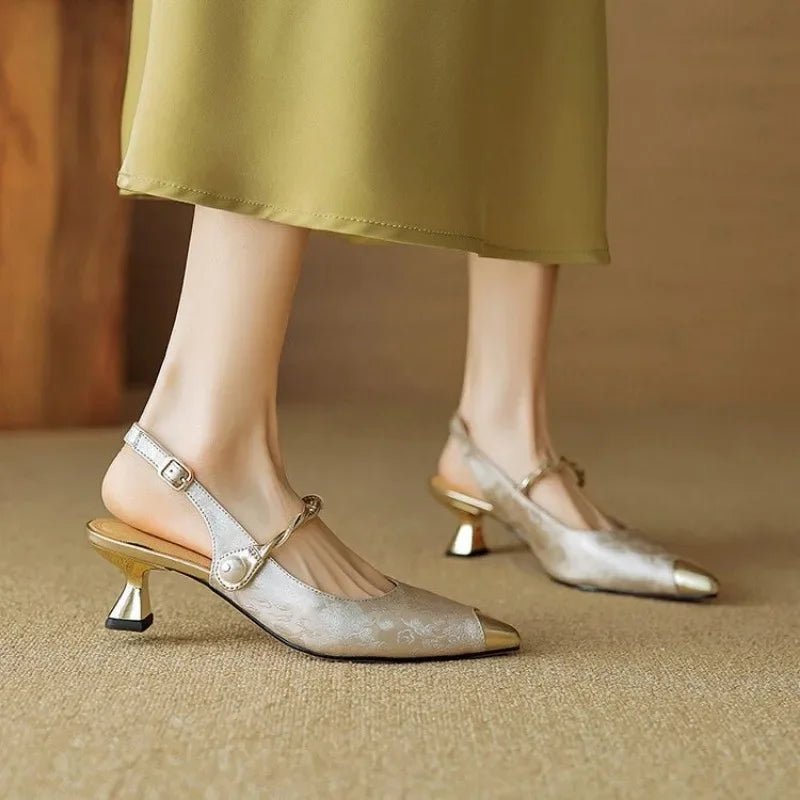 Damers Blomsterjacquard Spidstå Kitten Heel Slingback Pumps - Beige
