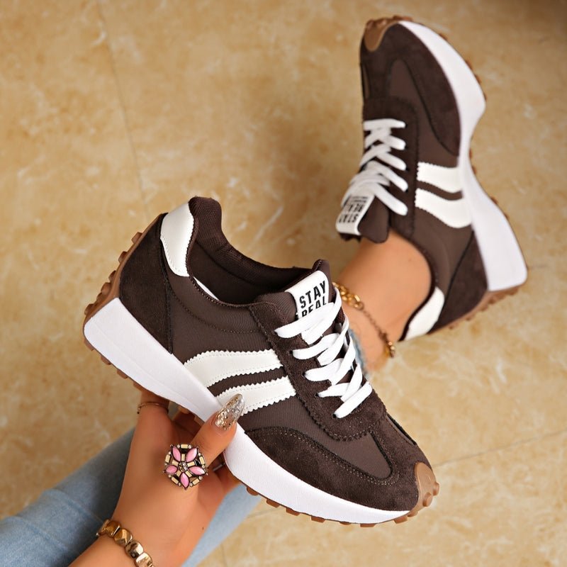 Damers Retro Platform Chunky Sneakers med Snørebånd - Brown