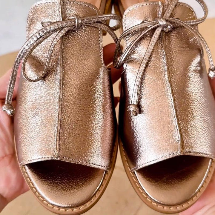 Kvinders Metalliske Peep-Toe Flade Sandaler med Sløjfestrop