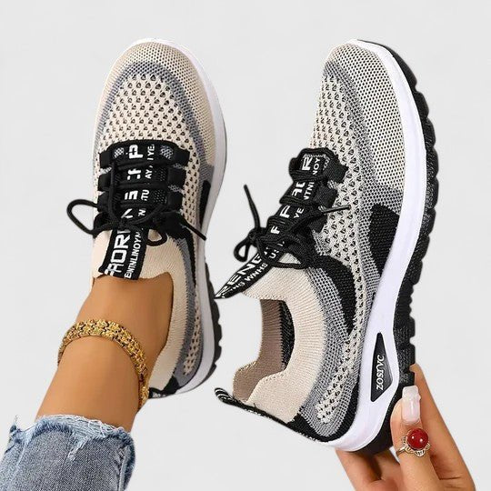 Kvinders Ortopædiske Snøre-Sneakers med Åndbart Mesh-Overdel - Black