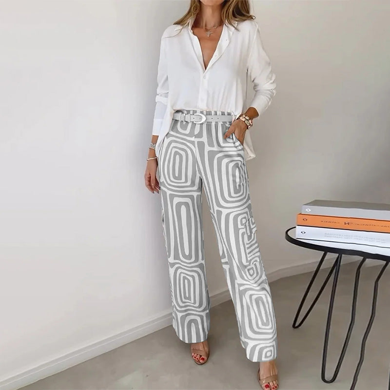 Suzy™ | Stilfulde Bukser med Vide Ben & Skjorte med Knapper - Freya Kobenhavn